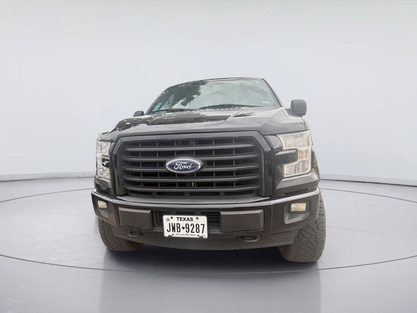 Used 2017 Ford F150 XLT w/ Equipment Group 302A Luxury AWD/4WD image 7