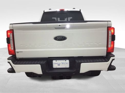 New 2025 Ford F250 Lariat w/ Lariat Ultimate Package image 32