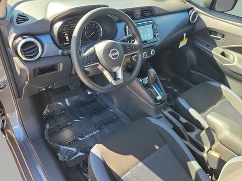 Used 2025 Nissan Versa SV w/ Trunk Package FWD image 22