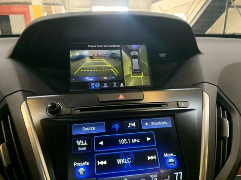 Used 2017 Acura MDX SH-AWD w/ Advance Package image 24