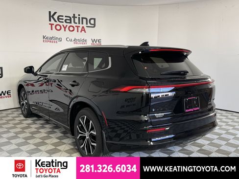 New 2026 Toyota Crown Signia AWD/4WD image 10