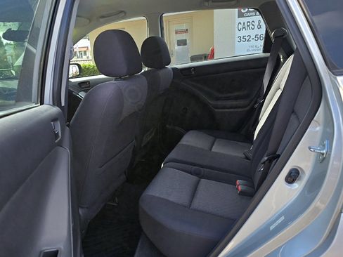 Used 2003 Pontiac Vibe Base w/ Power Group Value Package image 30