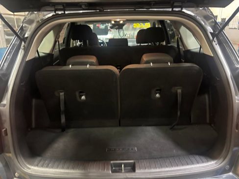 Used 2024 Kia Sorento LX image 14