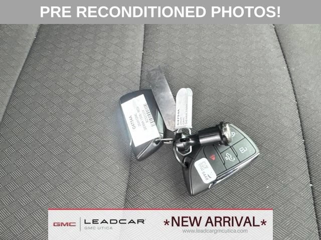 Used 2024 GMC Sierra 1500 Elevation AWD/4WD image 8