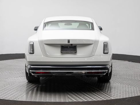New 2026 Rolls-Royce Spectre image 5