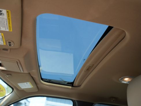 Used 2014 Ford F150 Lariat w/ Equipment Group 502A Luxury image 16