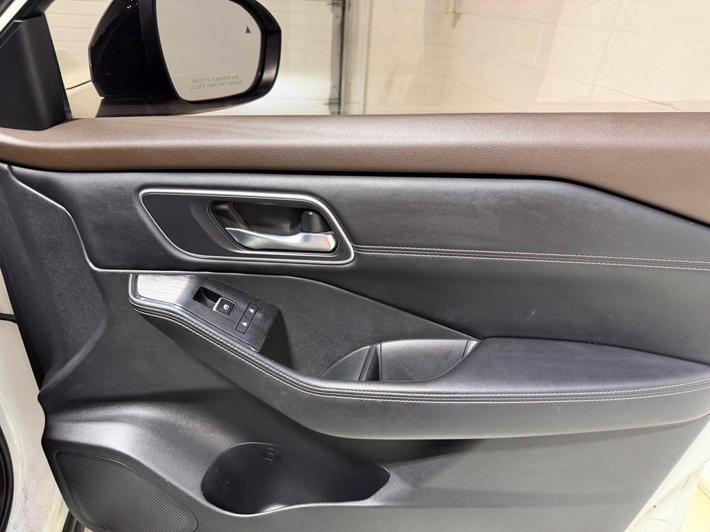 Used 2021 Nissan Rogue SL w/ Premium Package AWD/4WD image 42