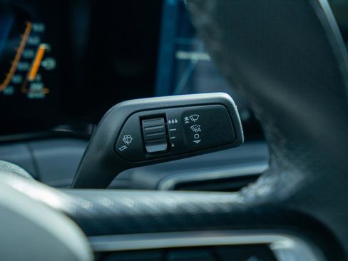 Used 2025 Ford Mustang GT Premium RWD image 33