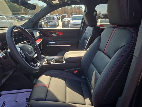 New 2026 Chevrolet Traverse RS image 14