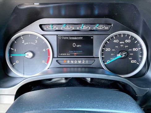 Used 2019 Ford F250 XLT w/ XLT Premium Package AWD/4WD image 27