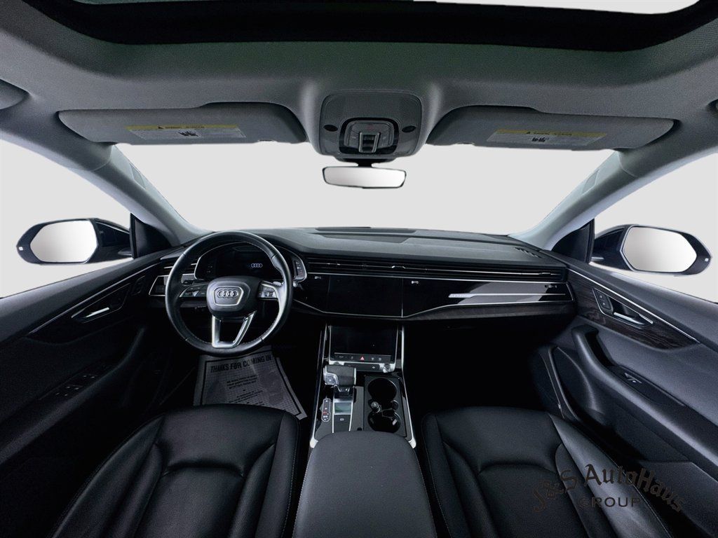 Used 2022 Audi Q8 Premium Plus w/ Premium Plus Package AWD/4WD image 29