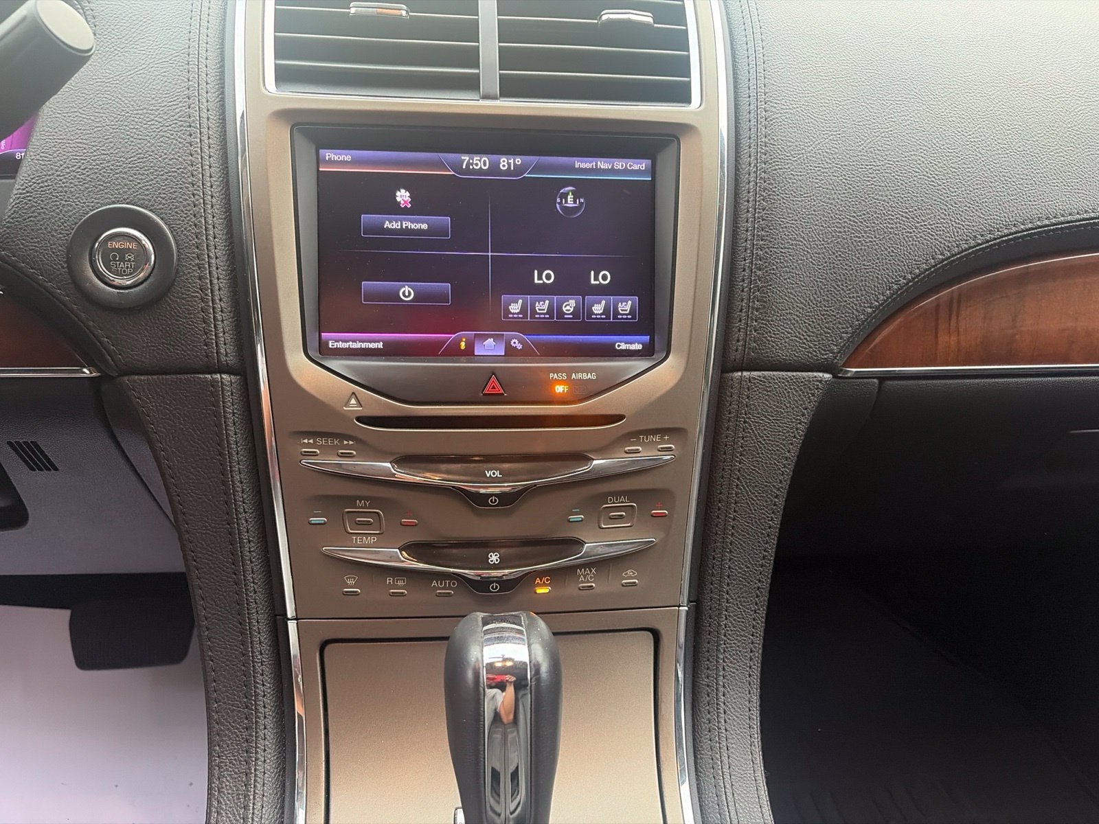 Used 2013 Lincoln MKX FWD image 22