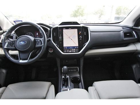 Used 2025 Subaru Ascent Limited AWD/4WD image 9