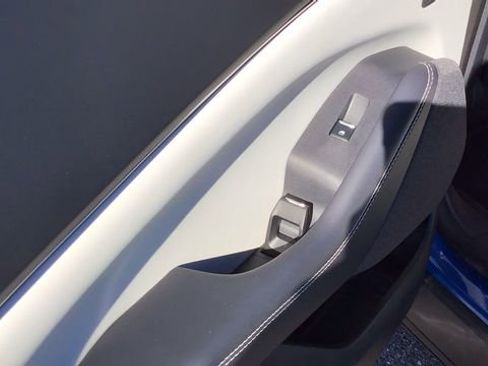 New 2025 Ford Mustang Mach-E Premium image 12