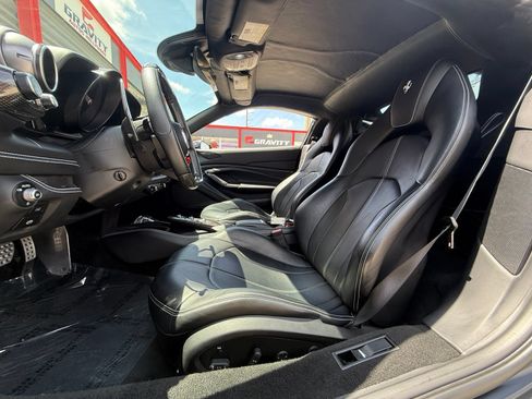 Used 2020 Ferrari F8 Tributo RWD image 28