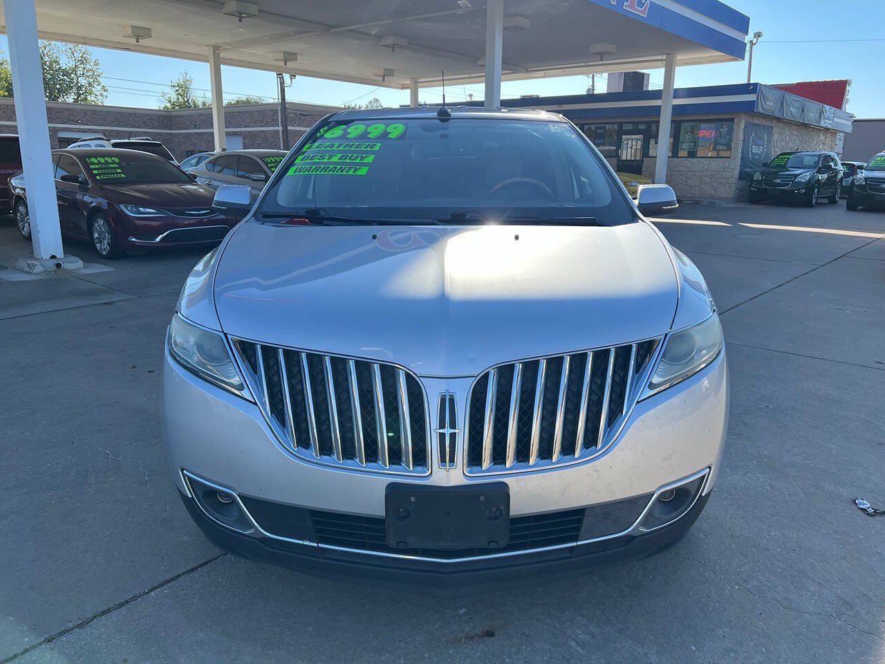 Used 2015 Lincoln MKX FWD w/ Equipment Group 101A image 2