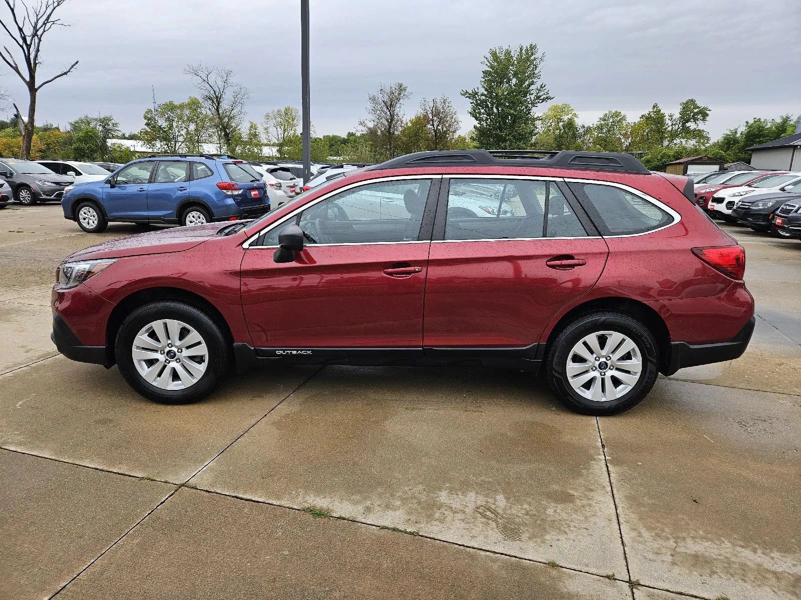 Used 2019 Subaru Outback 2.5i AWD/4WD image 4