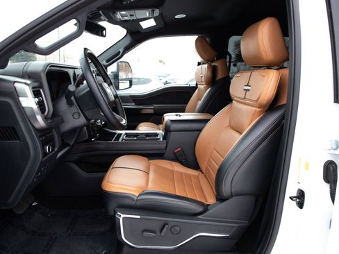 Used 2024 Ford F350 Platinum w/ Snow Plow Prep Package image 14