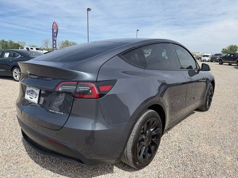 Used 2023 Tesla Model Y Long Range AWD/4WD image 10