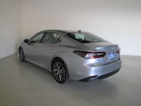 Used 2023 Toyota Camry XLE FWD image 22
