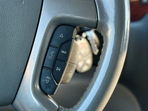 Used 2014 Chevrolet Suburban LT w/ Luxury Package image 19