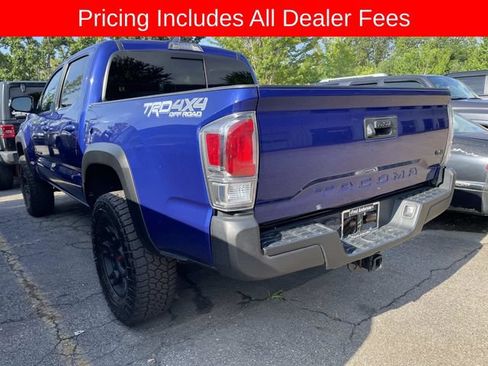 Used 2022 Toyota Tacoma TRD Off-Road AWD/4WD image 6