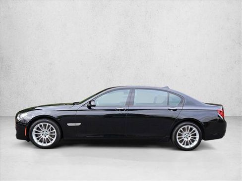 Used 2015 BMW 750Li xDrive AWD/4WD image 11
