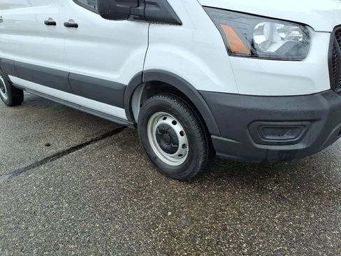 Certified 2025 Ford Transit 250 148 Medium Roof w/ Load Area Protection Package image 5