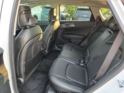 Used 2025 Kia Sportage EX w/ Premium Package FWD image 37