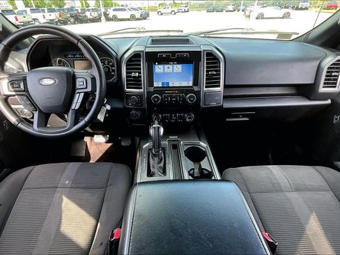 Used 2016 Ford F150 XLT w/ Equipment Group 302A Luxury image 14
