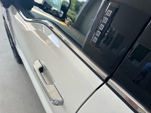 Used 2023 Ford F250 Lariat w/ Lariat Ultimate Package AWD/4WD image 17
