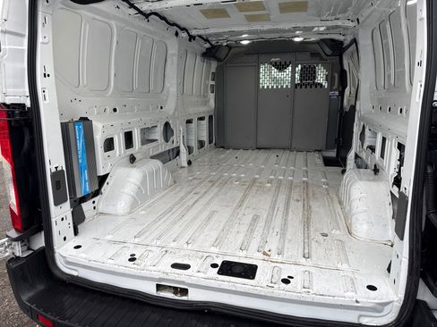 Used 2020 Ford Transit 250 Low Roof image 23
