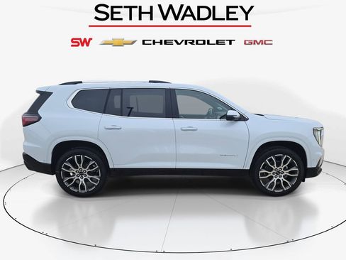 New 2026 GMC Acadia Denali Ultimate w/ LPO, Floor Liner Package image 8
