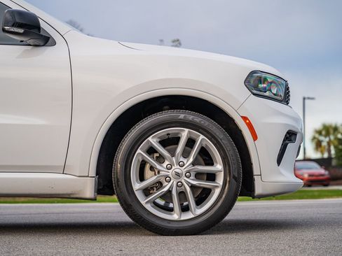 Used 2024 Dodge Durango GT image 9