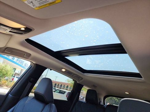 Used 2023 INFINITI QX60 Sensory w/ Vision Package FWD image 22