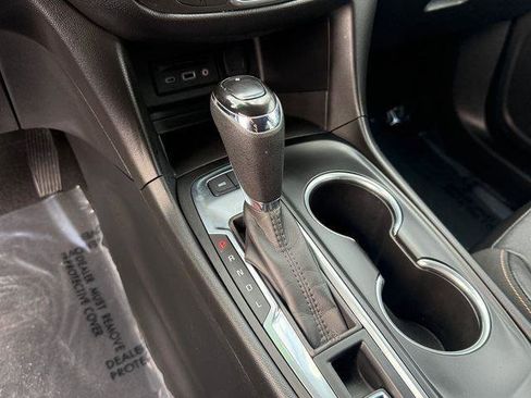 Used 2020 Chevrolet Equinox LT w/ Sport Edition image 26