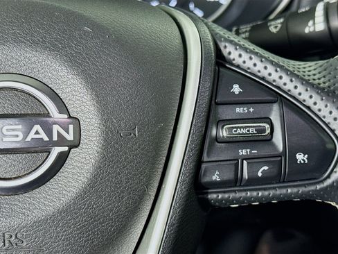 Used 2022 Nissan Maxima SV w/ Floor Mat Group FWD image 14