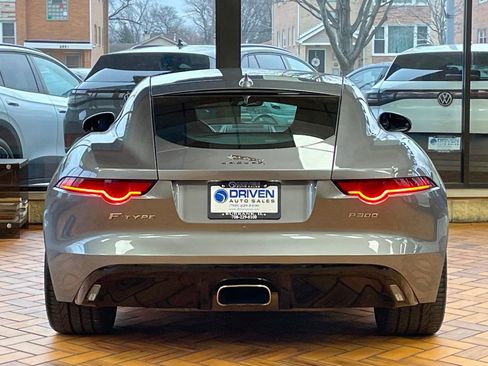 Used 2020 Jaguar F-TYPE Coupe image 11