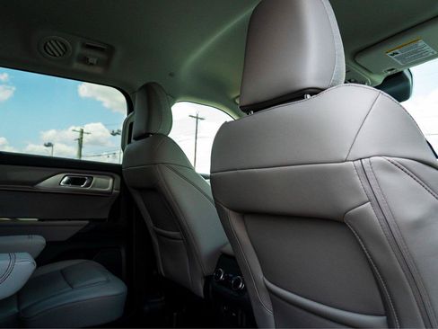 New 2026 Ford Explorer Active RWD image 22