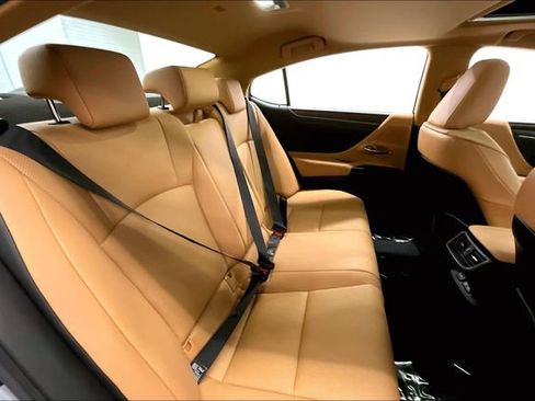Used 2022 Lexus ES 350 w/ Premium Package FWD image 25