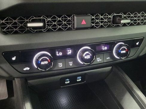 Certified 2025 Honda Accord SE image 30