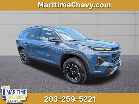 Certified 2025 Chevrolet Traverse Z71 w/ Driver Confidence Package AWD/4WD image 1