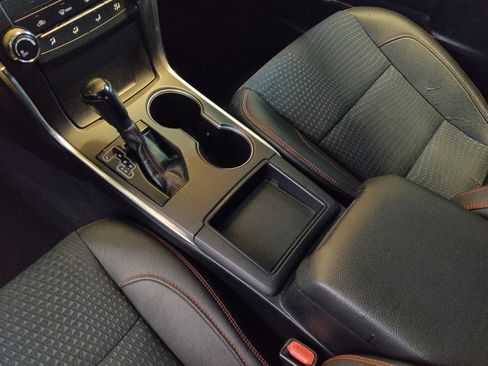 Used 2015 Toyota Camry SE image 26