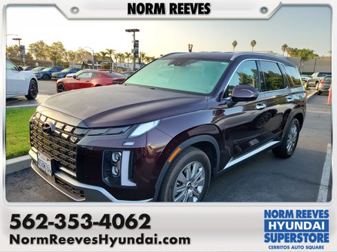 Used 2023 Hyundai Palisade SEL AWD/4WD image 1
