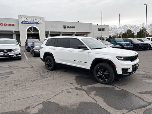 New 2025 Jeep Grand Cherokee L Limited w/ Luxury Tech Group II image 2
