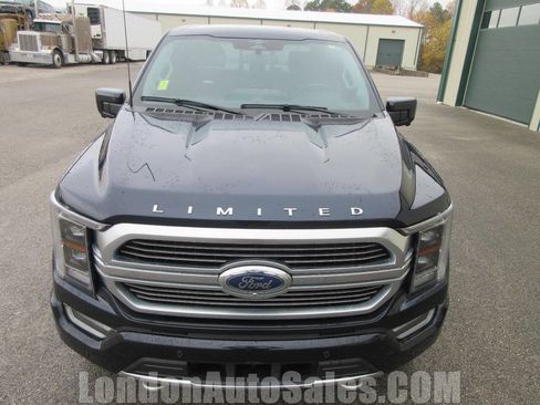 Used 2023 Ford F150 Limited image 8