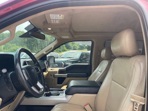 Used 2017 Ford F150 Lariat w/ Equipment Group 502A Luxury AWD/4WD image 21