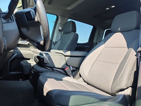 Used 2025 Chevrolet Silverado 1500 LT AWD/4WD image 13