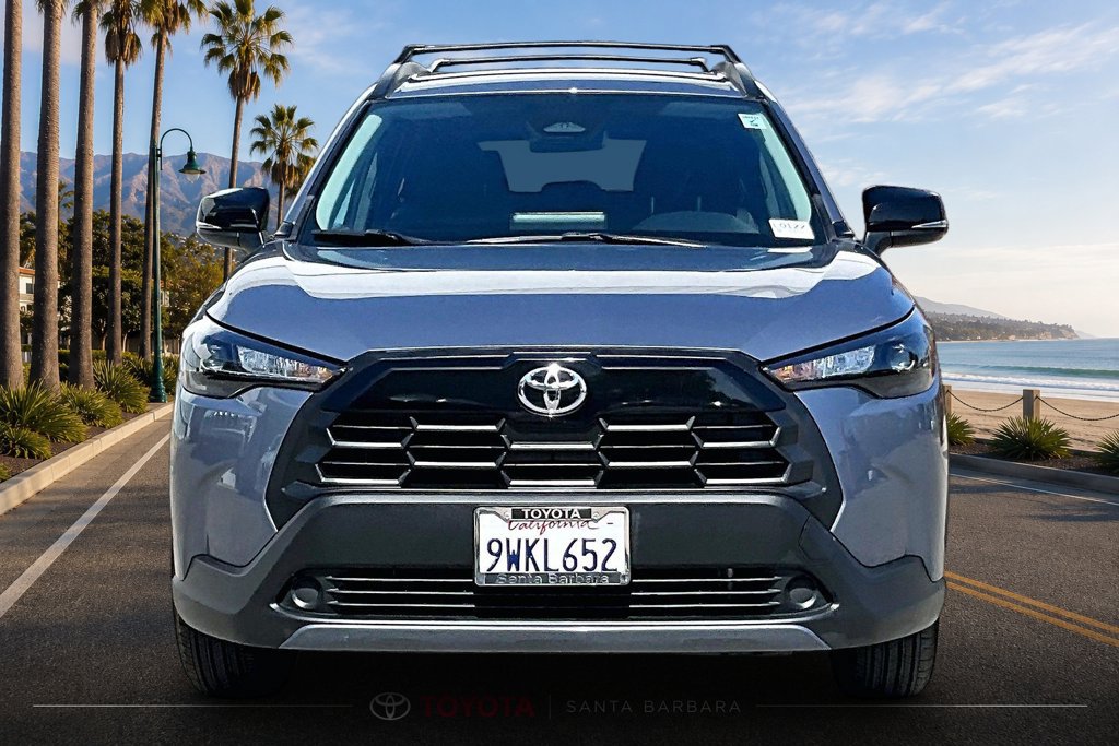 Certified 2026 Toyota Corolla Cross LE FWD image 2