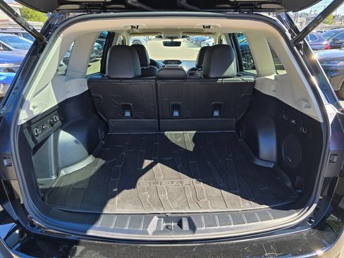 Used 2023 Subaru Forester Limited AWD/4WD image 16